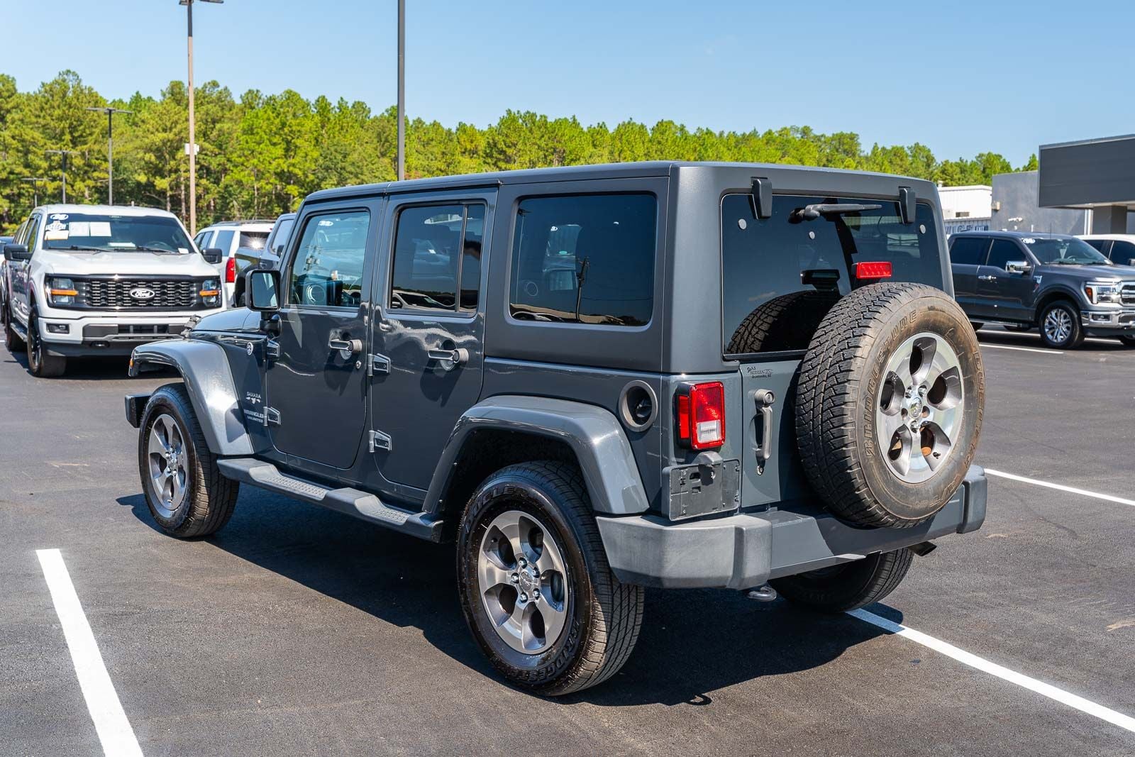 2017 Jeep Wrangler Unlimited Sahara