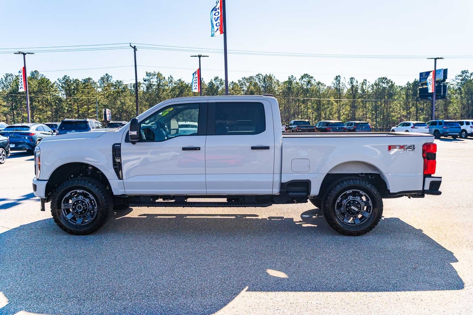 2024 Ford F-250SD XL 7.3 V8 Gasoline