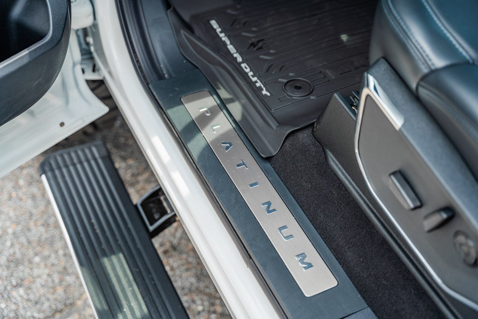 2025 Ford F-350SD Platinum