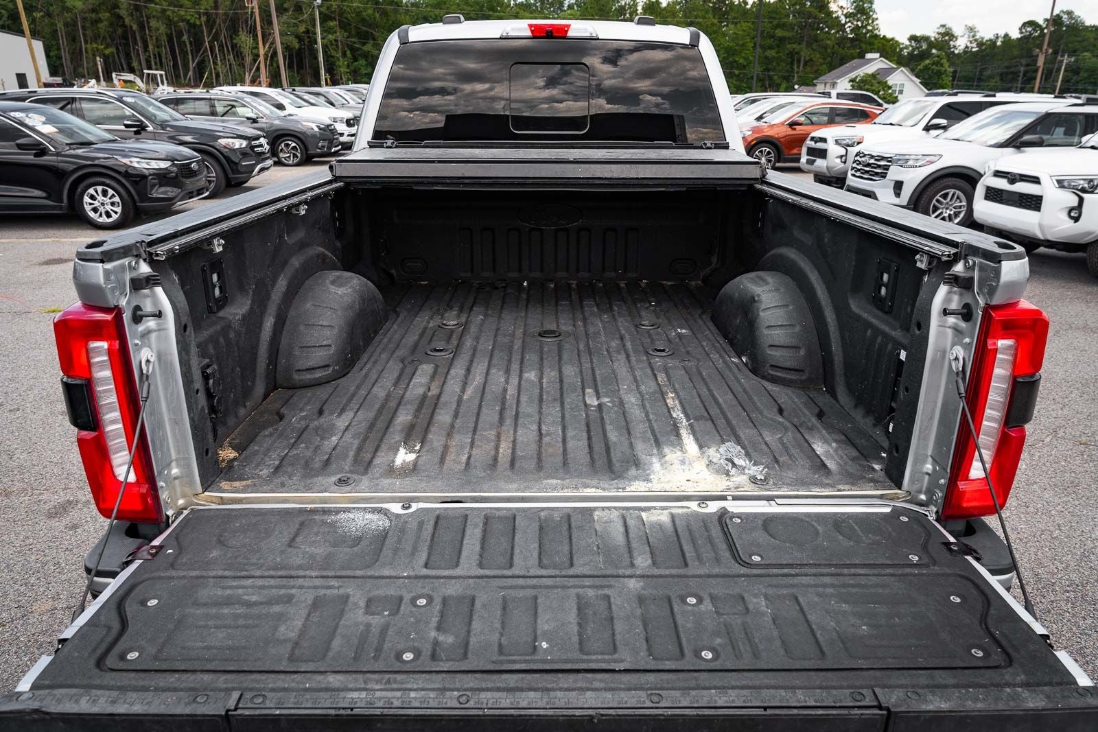 2024 Ford F-350SD Lariat