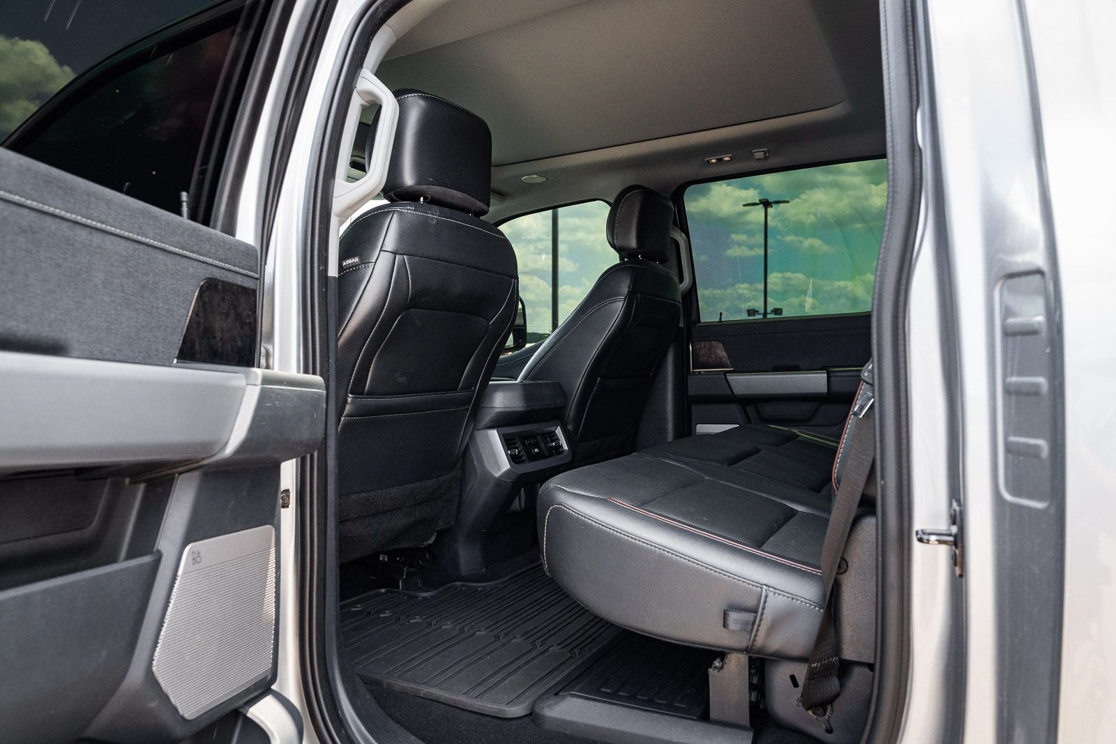 2024 Ford F-350SD Lariat
