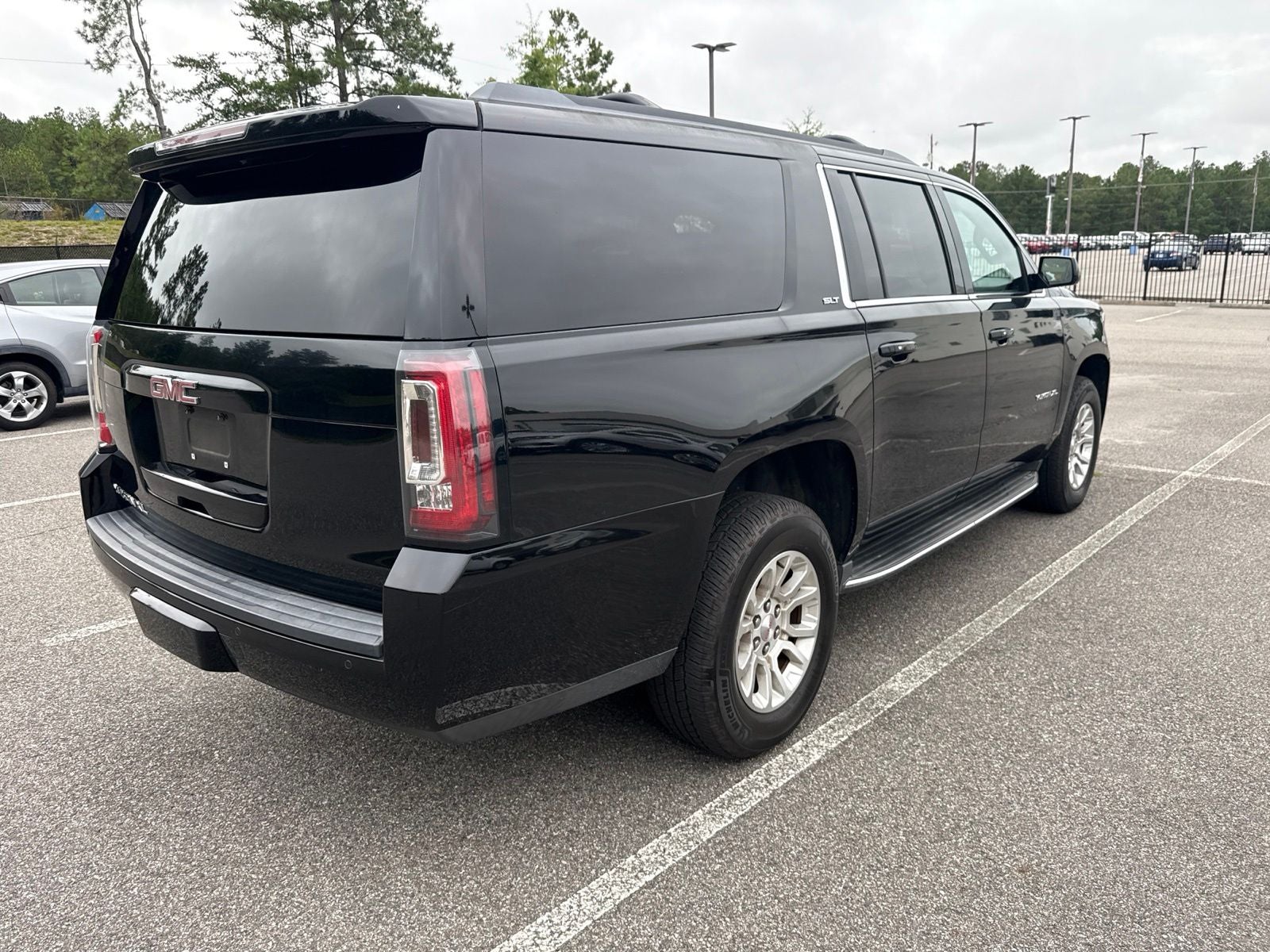 2017 GMC Yukon XL SLT