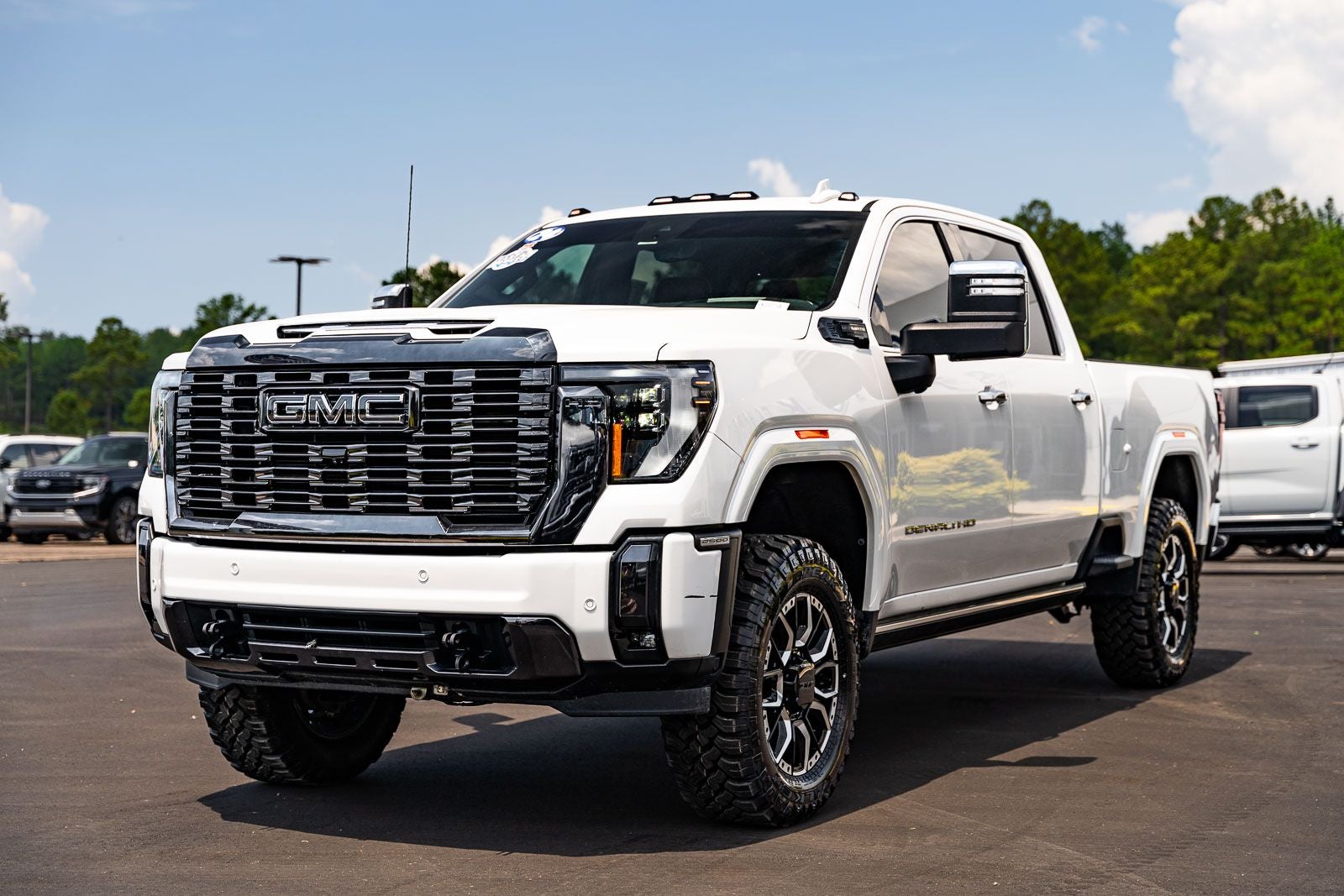 2024 GMC Sierra 2500HD Denali Ultimate