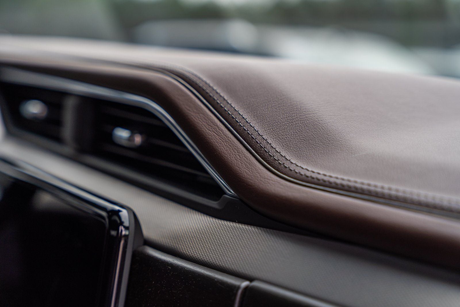 2025 GMC Sierra 3500HD Denali