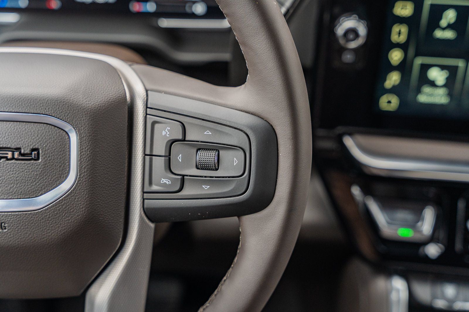 2025 GMC Sierra 3500HD Denali