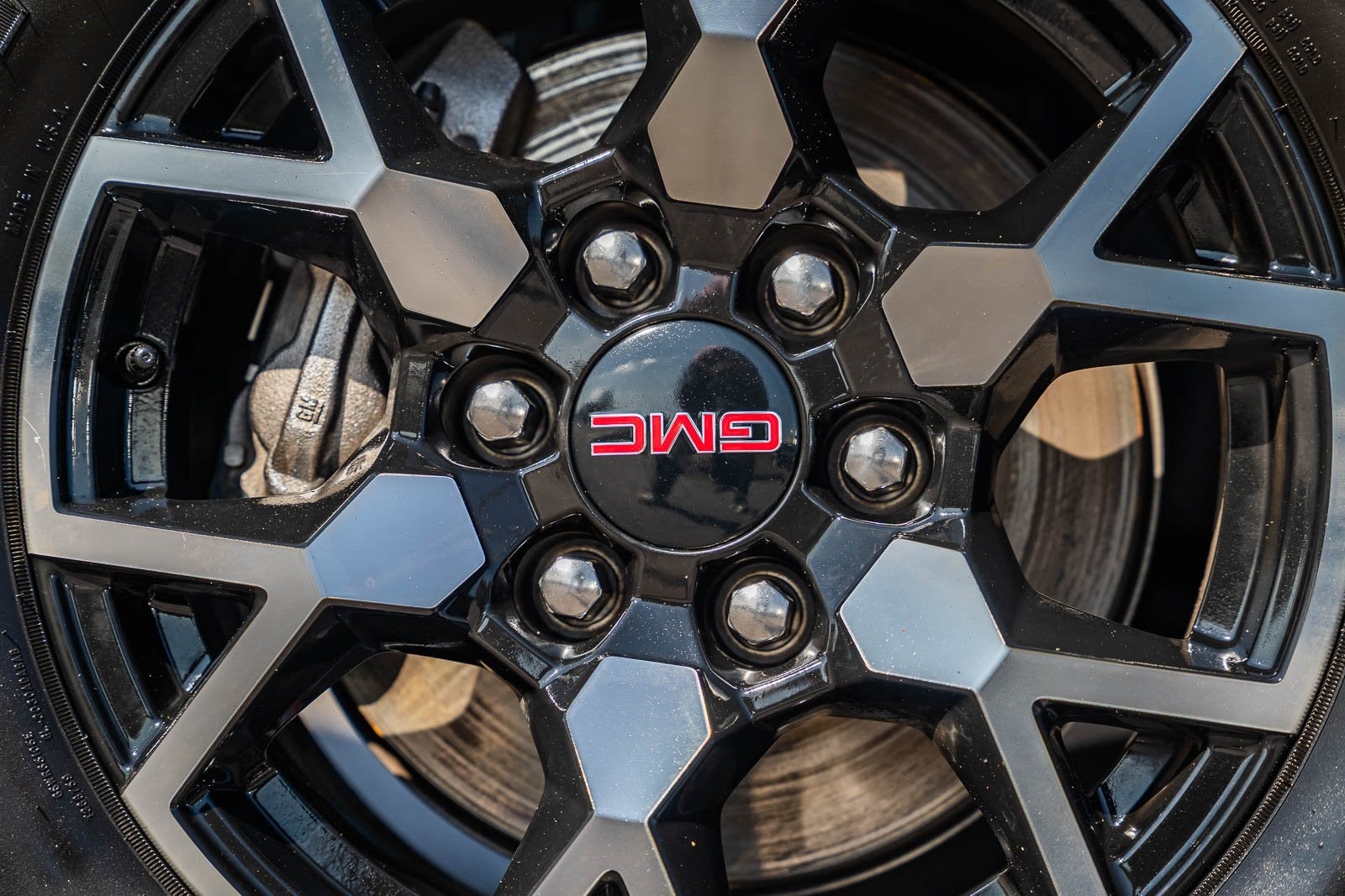 2023 GMC Canyon AT4X