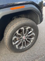 2023 GMC Canyon Denali