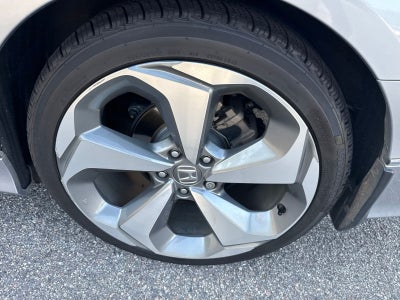 2019 Honda Accord Touring 2.0T