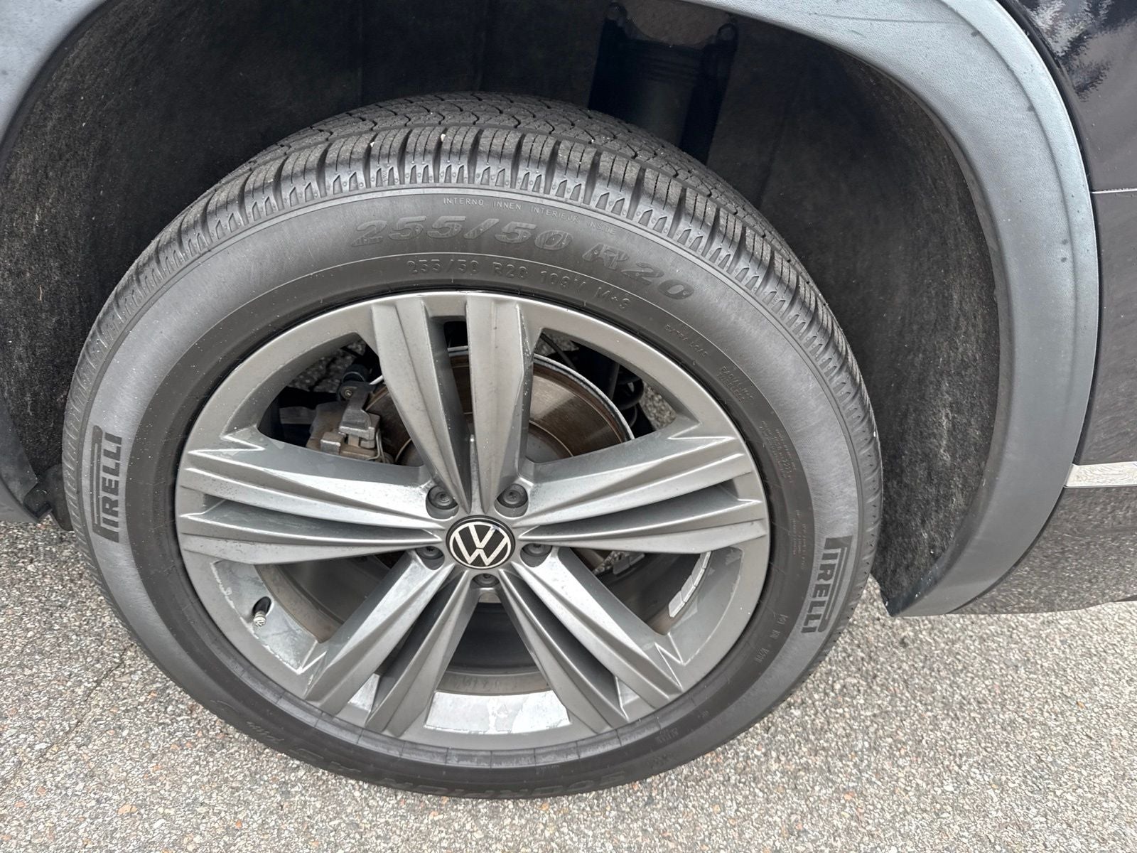 2019 Volkswagen Atlas 3.6L V6 SE R-Line
