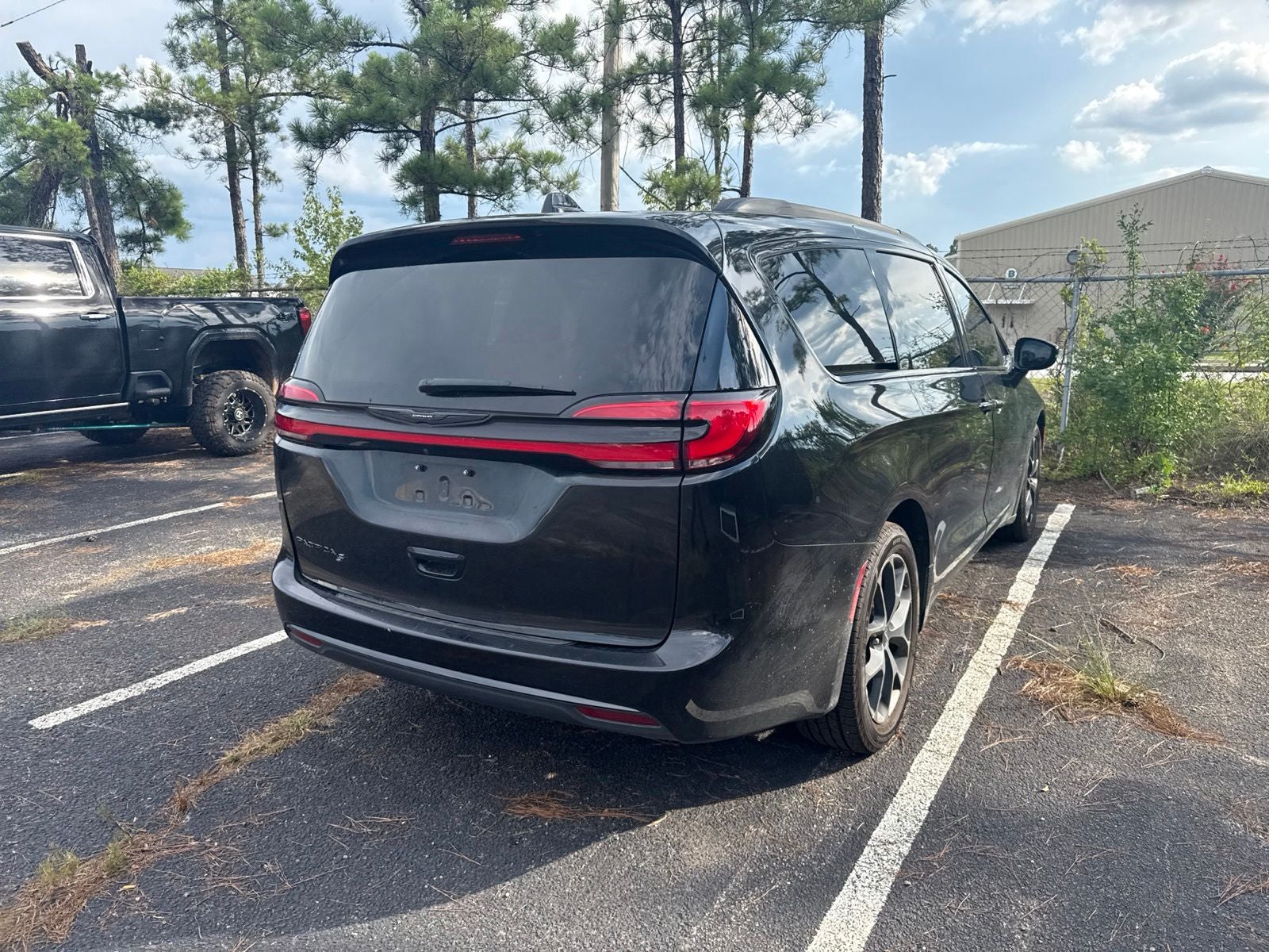 2022 Chrysler Pacifica Touring L