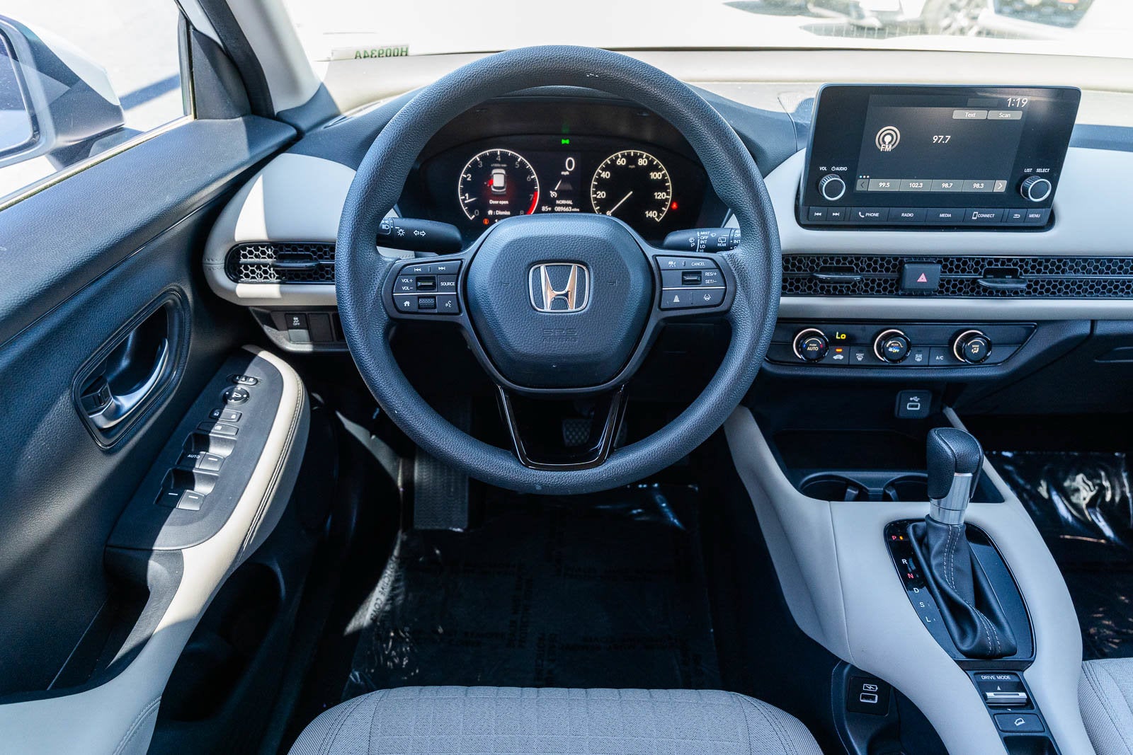 2023 Honda HR-V LX