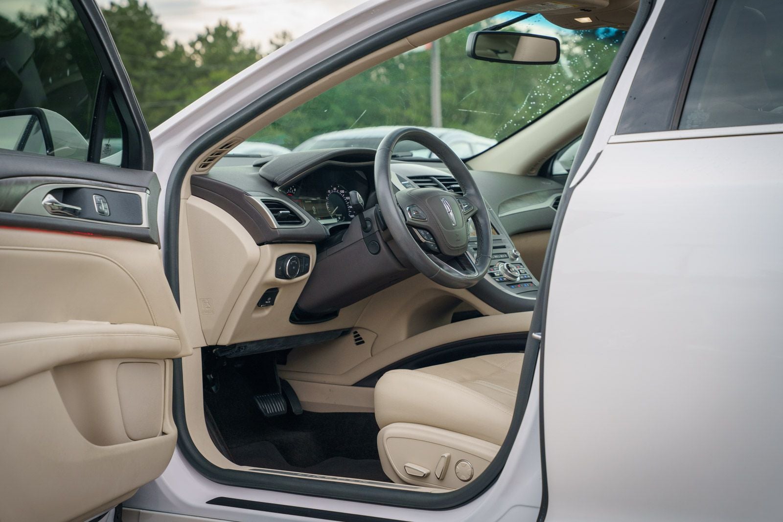 2017 Lincoln MKZ Reserve