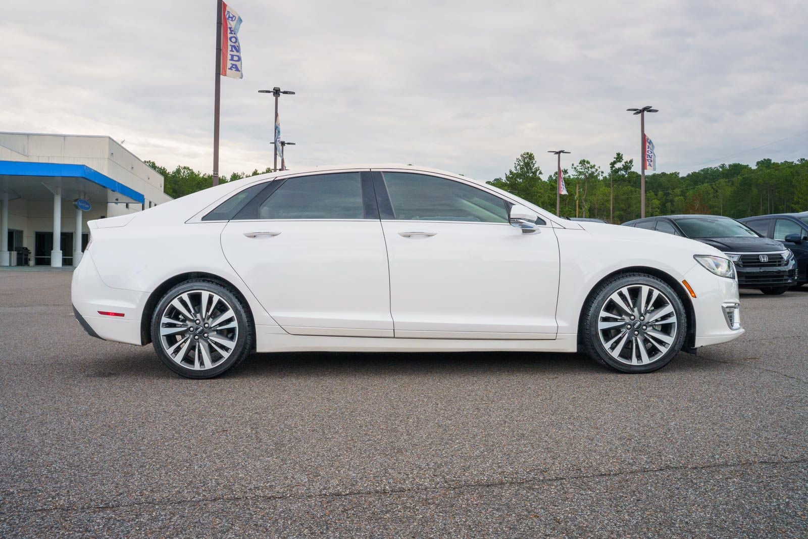 2017 Lincoln MKZ Reserve