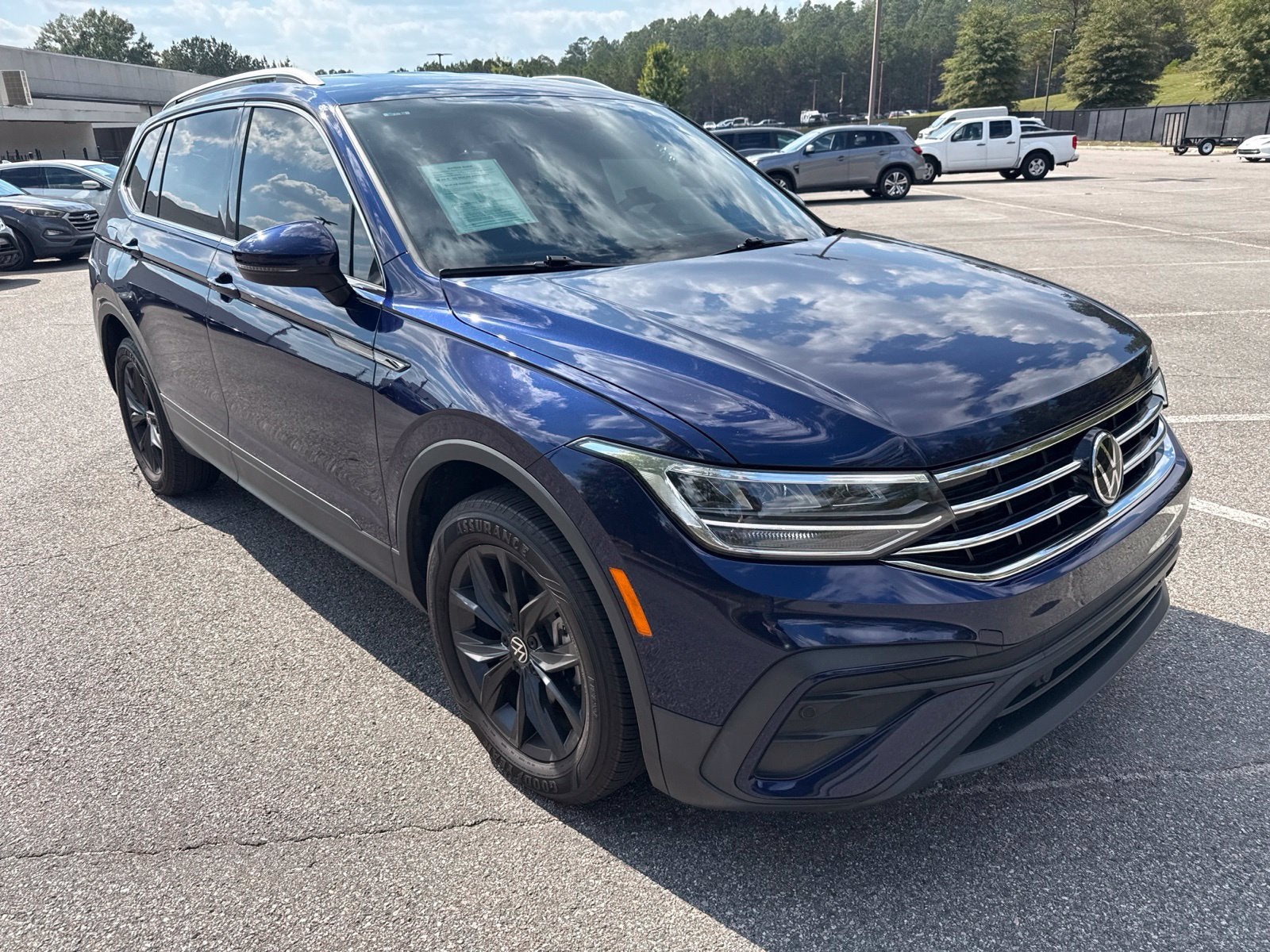 2024 Volkswagen Tiguan 2.0T SE