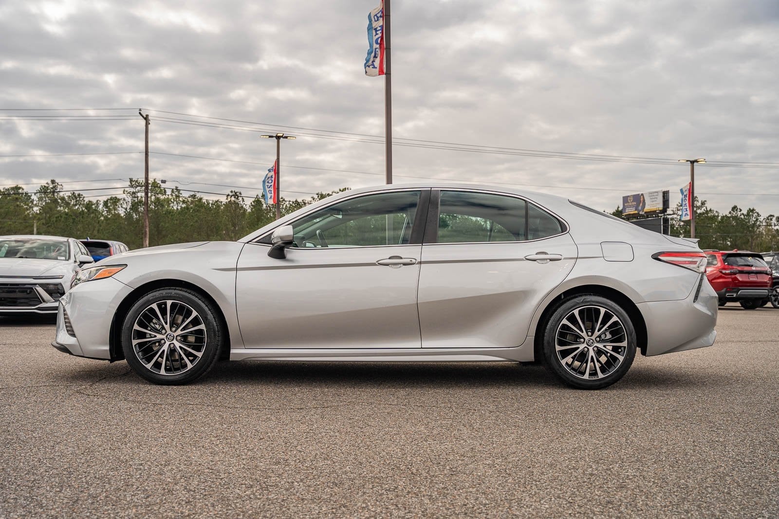 2019 Toyota Camry SE