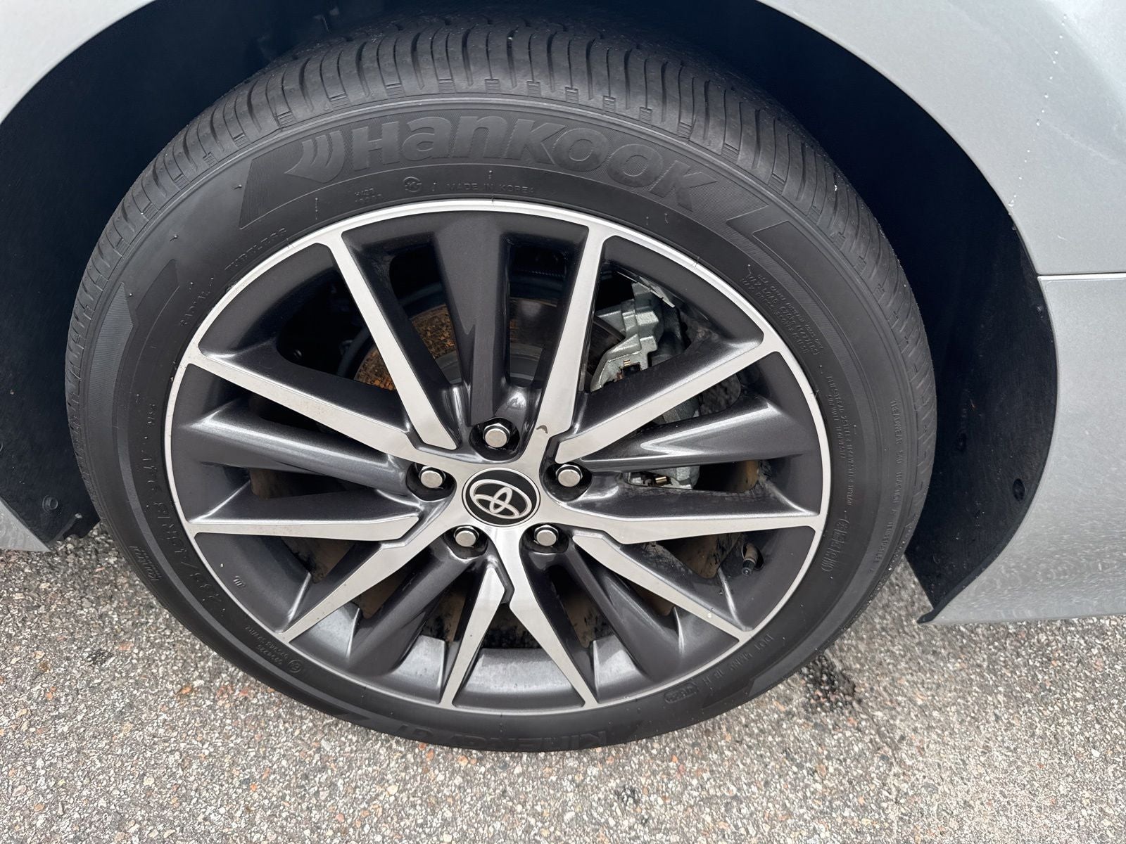 2023 Toyota Camry XLE