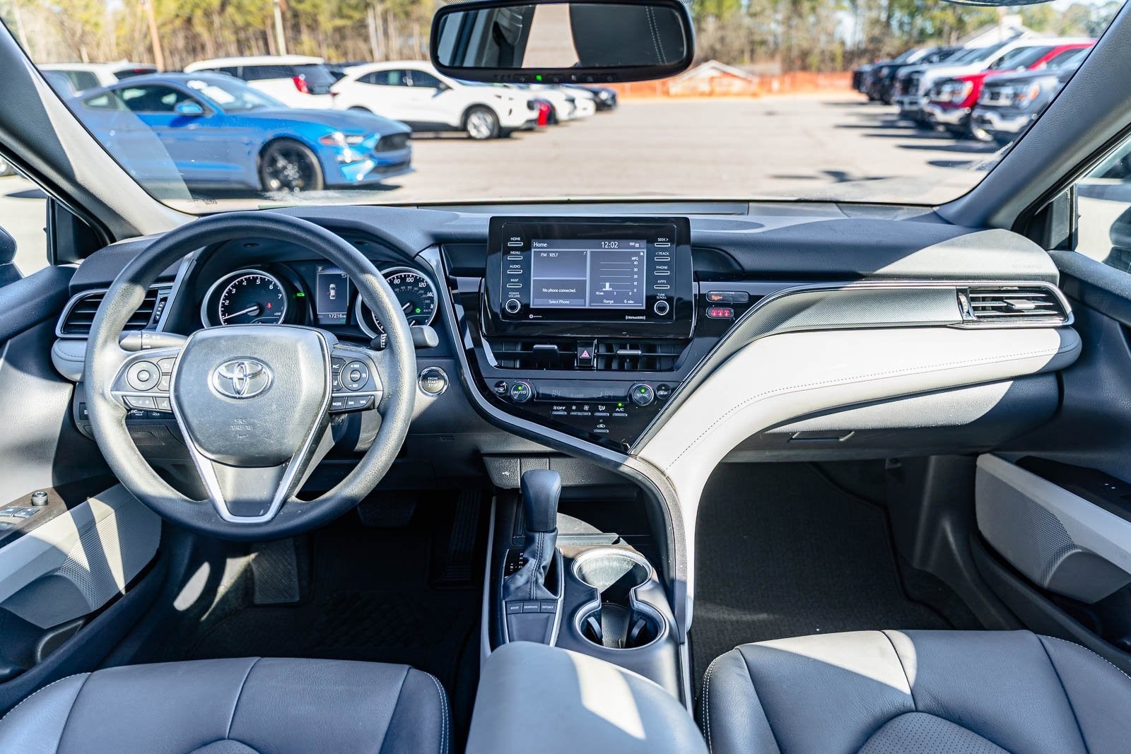 2022 Toyota Camry LE