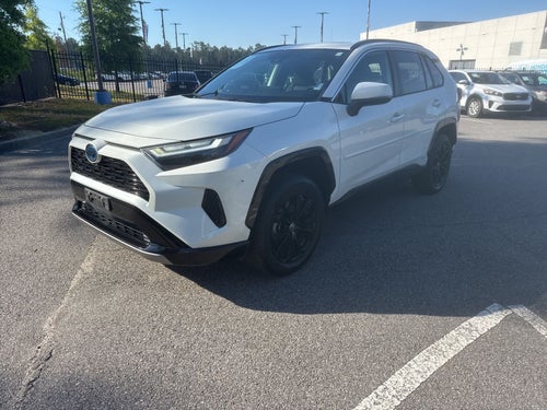 2022 Toyota RAV4 Hybrid SE