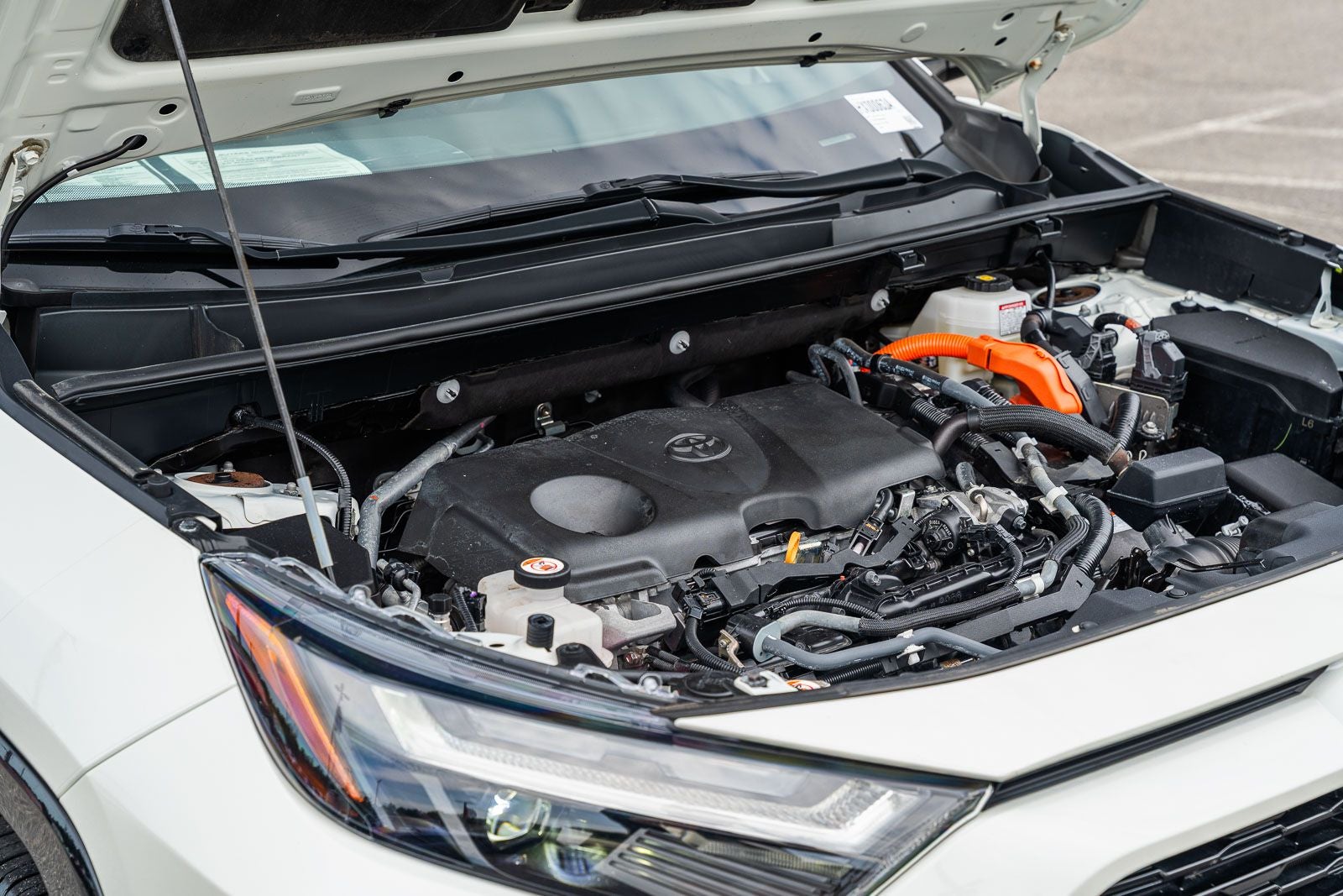 2022 Toyota RAV4 Hybrid SE