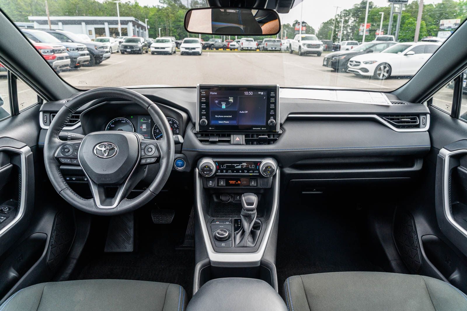 2022 Toyota RAV4 Hybrid SE
