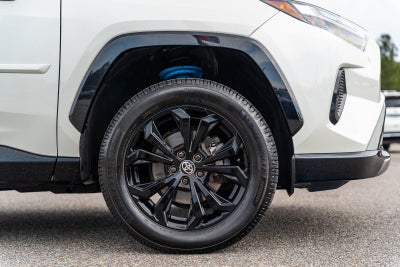 2022 Toyota RAV4 Hybrid SE