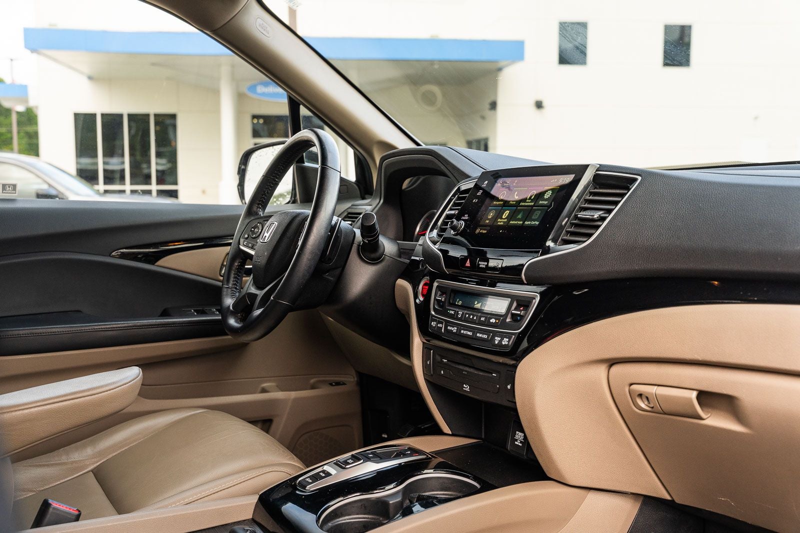 2021 Honda Pilot Touring 8 Passenger