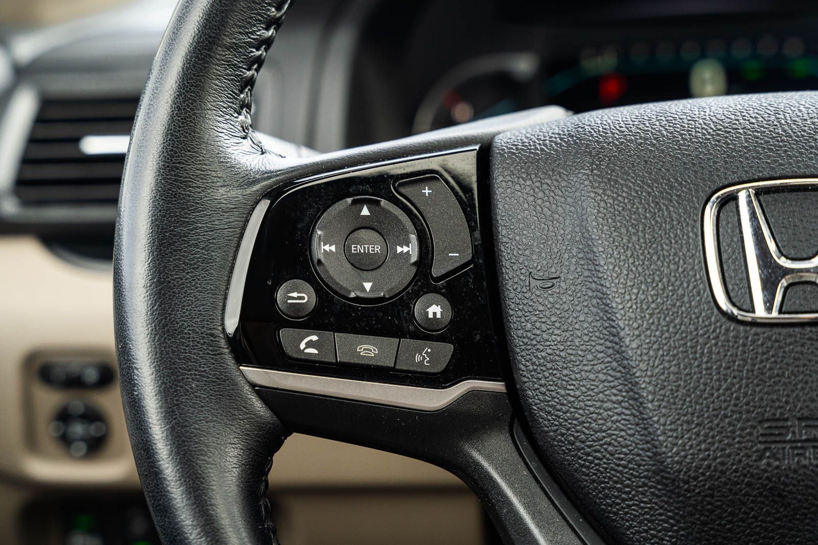 2021 Honda Pilot Touring 8 Passenger