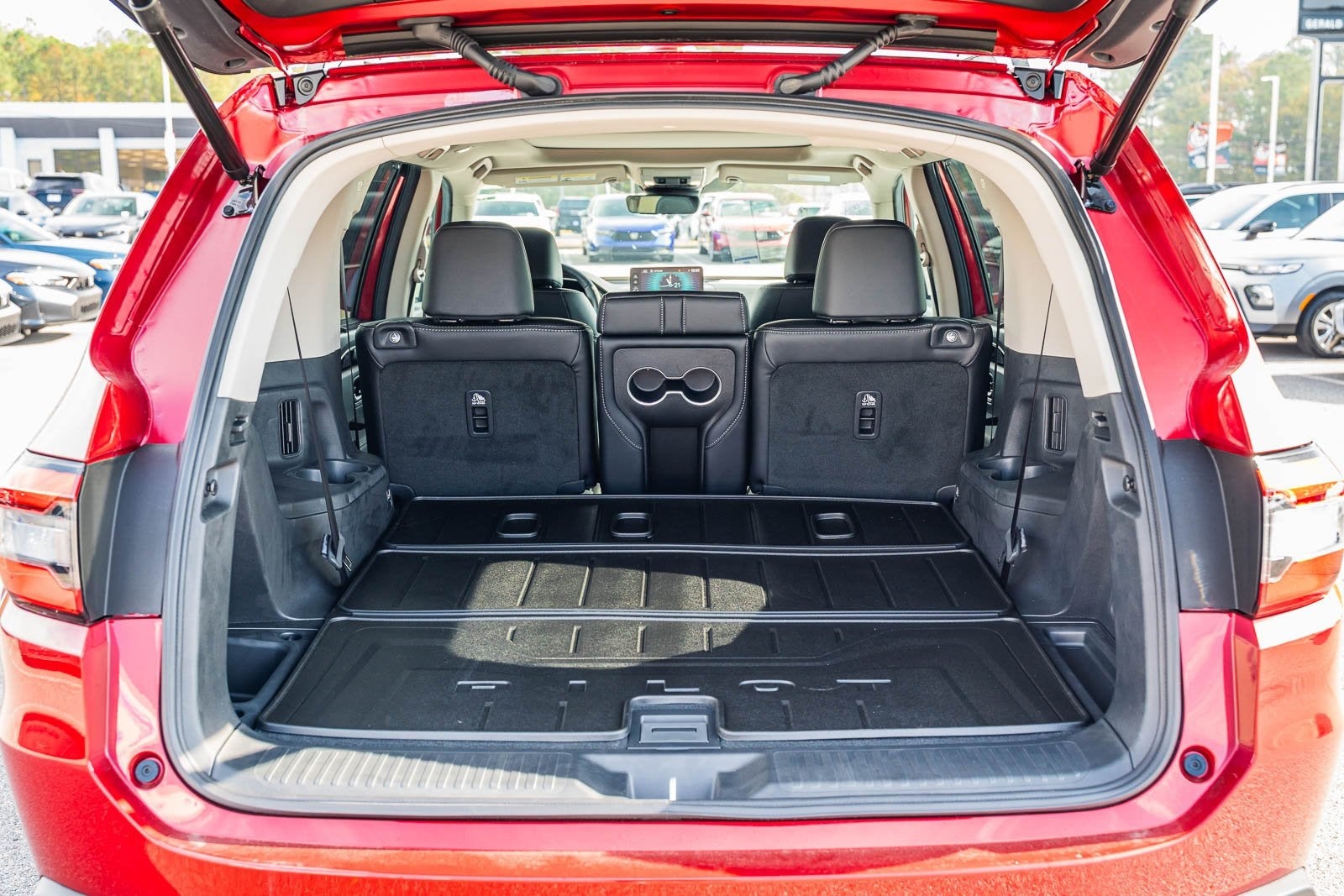 2025 Honda Pilot Touring