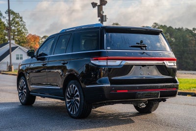 2022 Lincoln Navigator Black Label