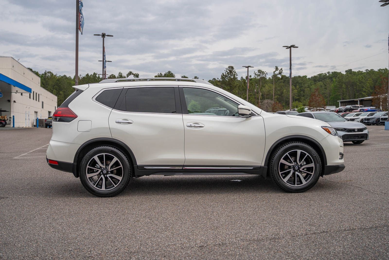 2019 Nissan Rogue SL