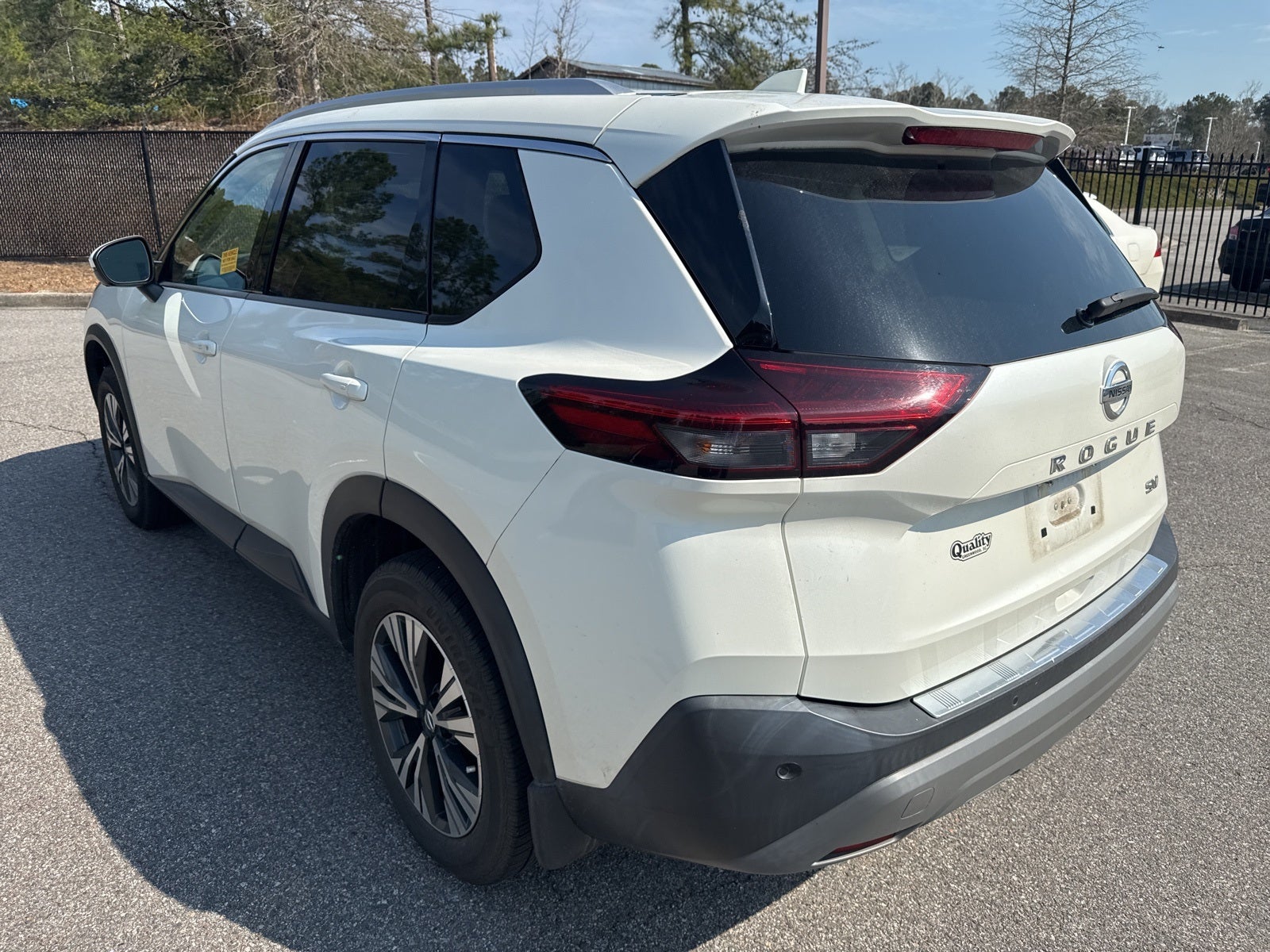 2021 Nissan Rogue SV