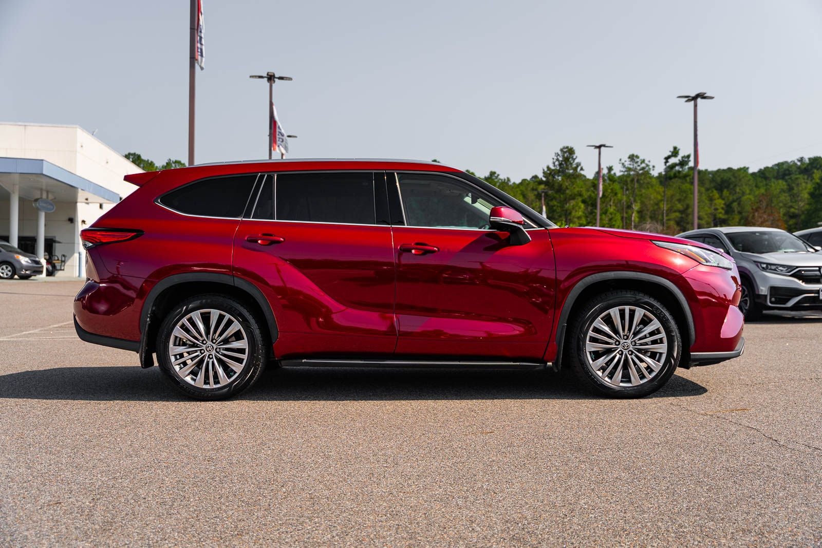 2022 Toyota Highlander Platinum