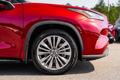 2022 Toyota Highlander Platinum