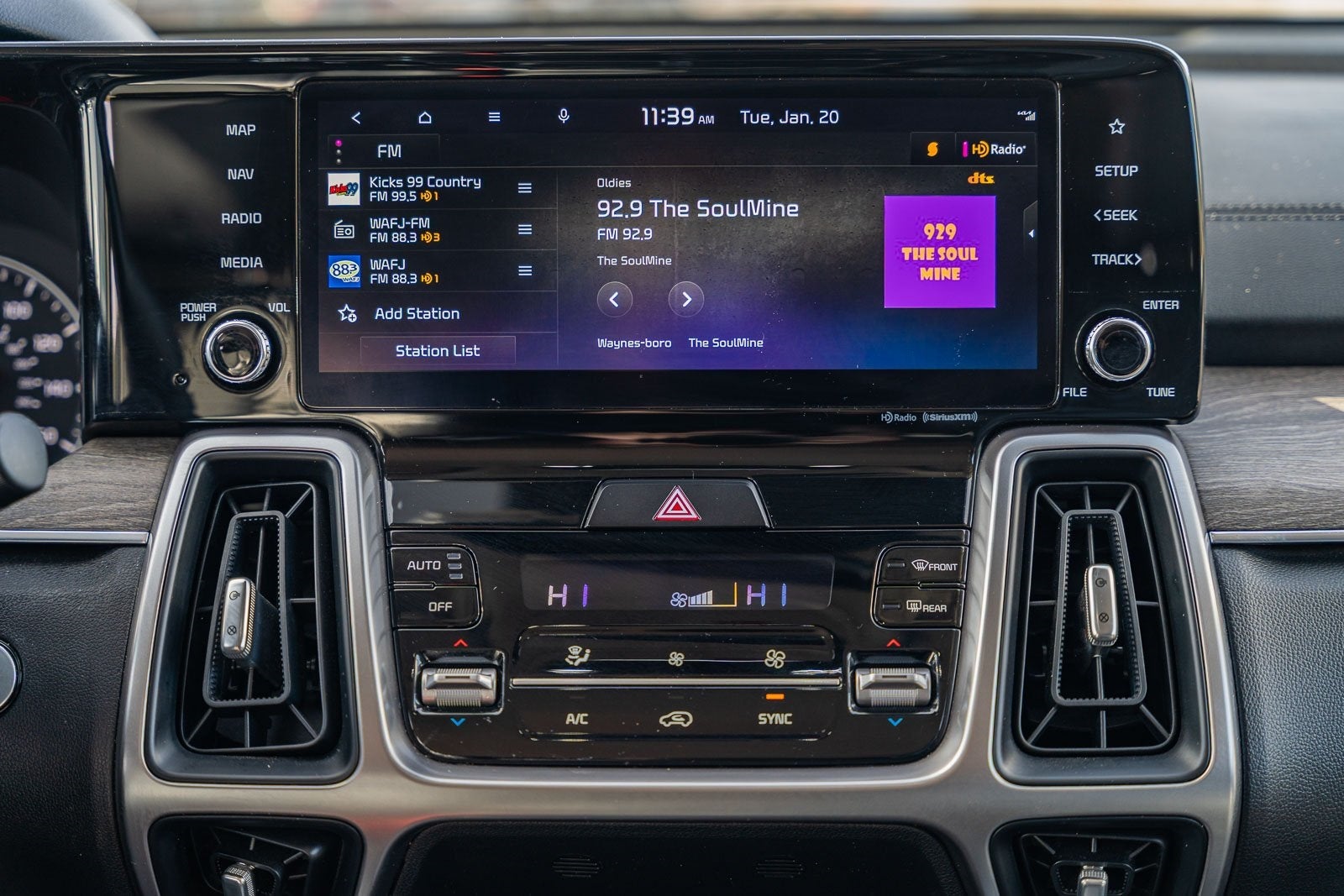 2023 Kia Sorento X-Line EX