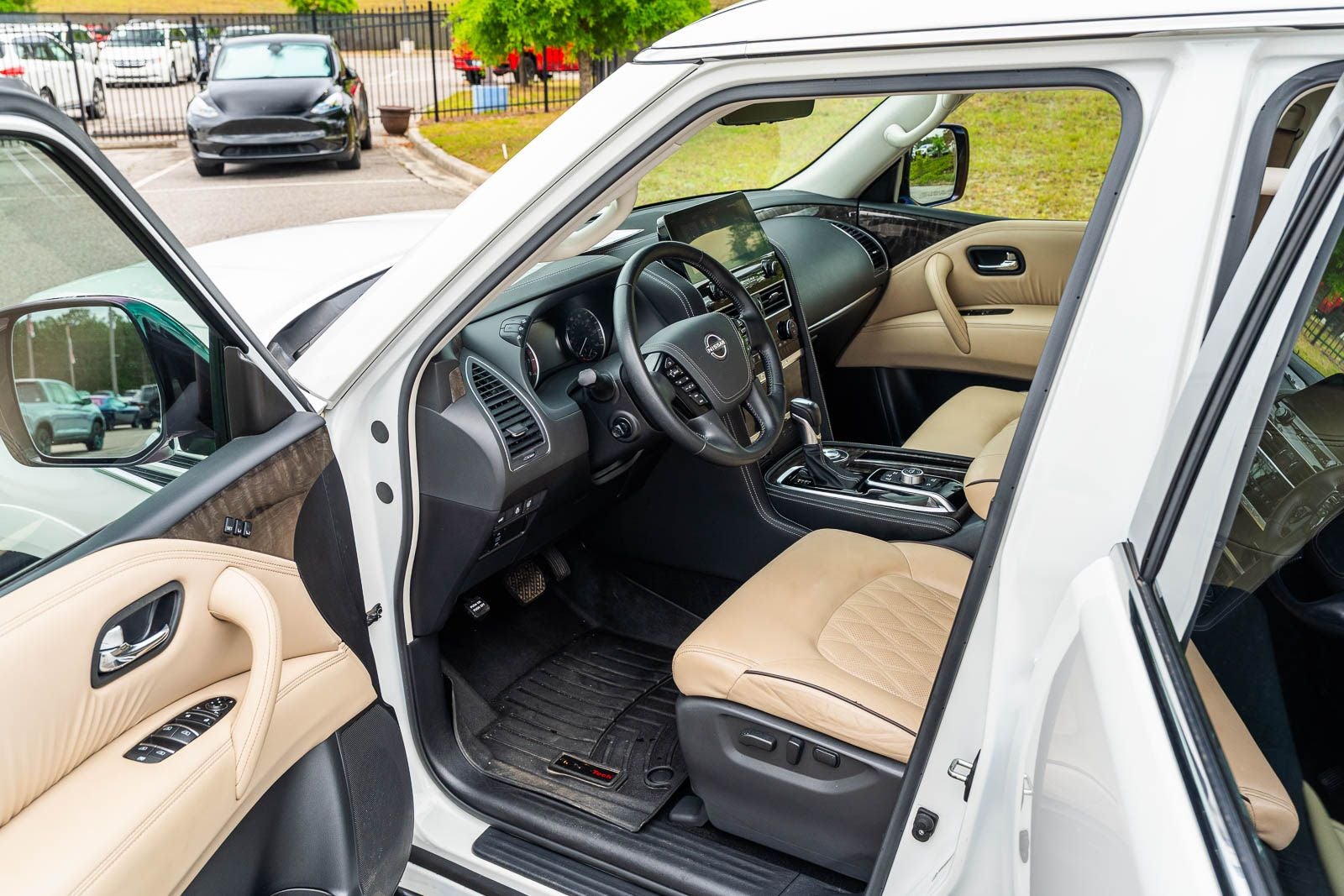 2023 Nissan Armada Platinum