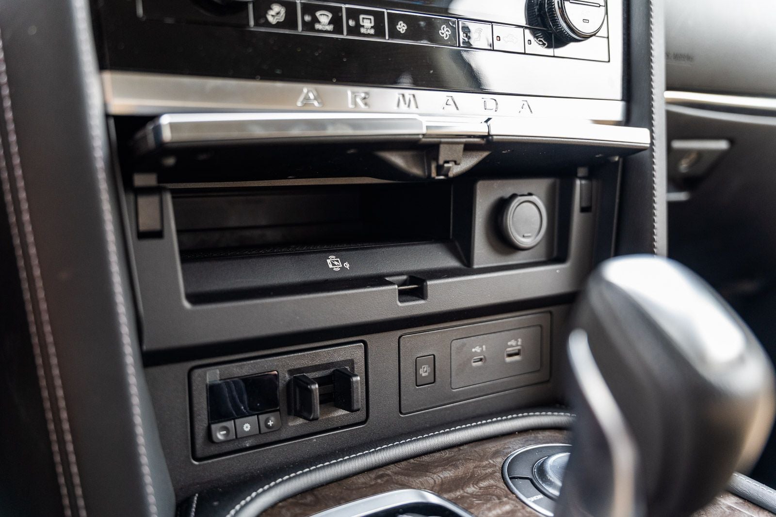 2023 Nissan Armada Platinum