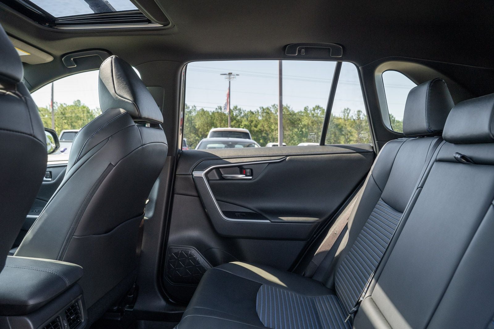2019 Toyota RAV4 Hybrid XSE