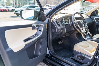2016 Volvo XC60 T5 Premier
