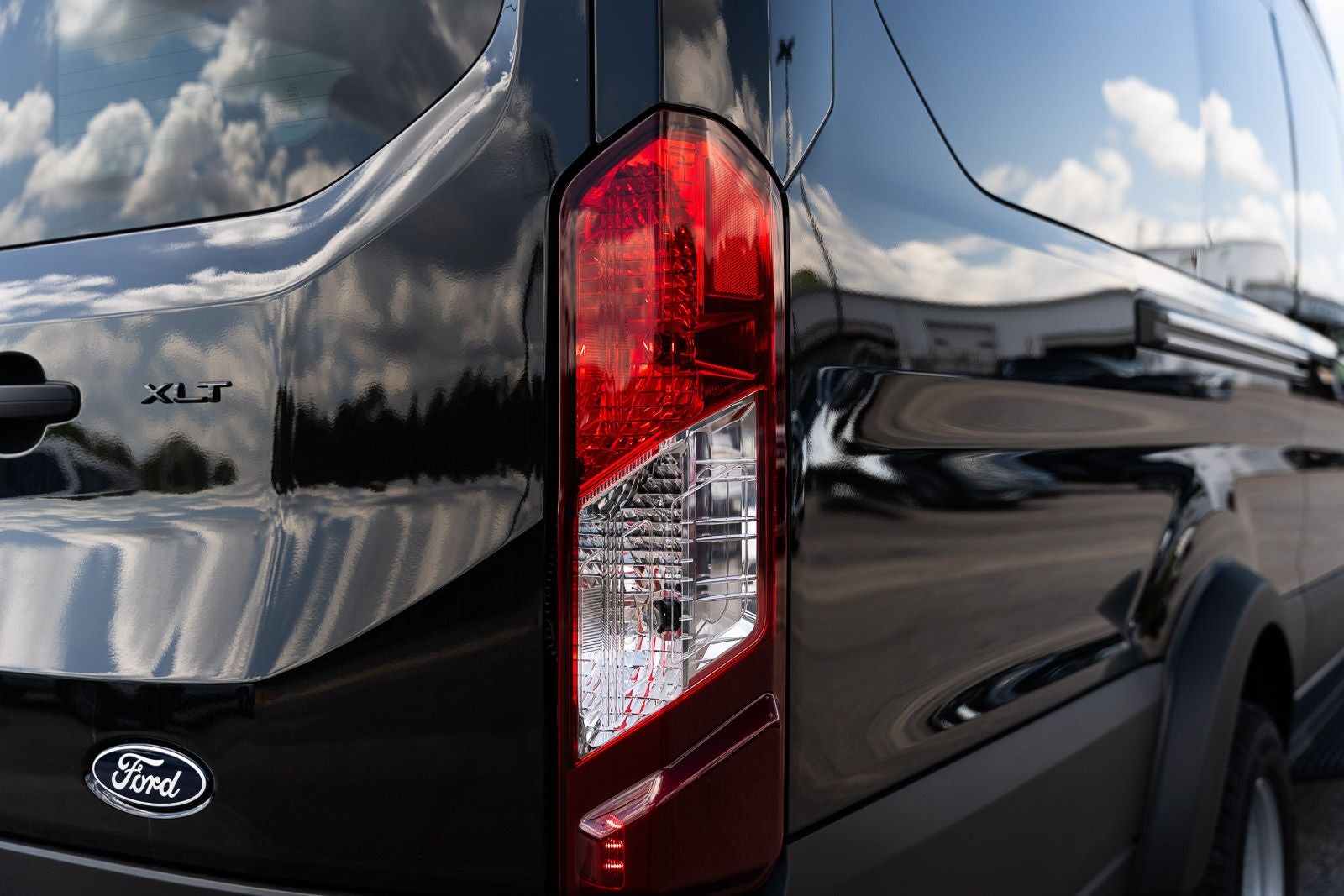 2026 Ford Transit-350 XLT