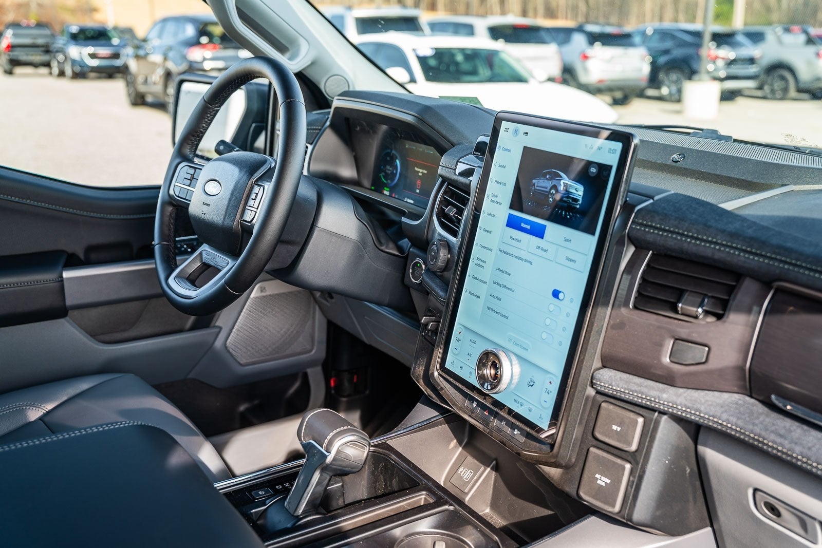 2025 Ford F-150 Lightning Flash