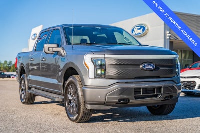 2025 Ford F-150 Lightning Flash