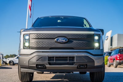 2025 Ford F-150 Lightning Flash