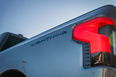 2025 Ford F-150 Lightning Flash