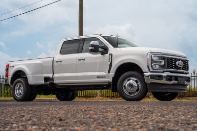 2026 Ford F-350SD Lariat DRW