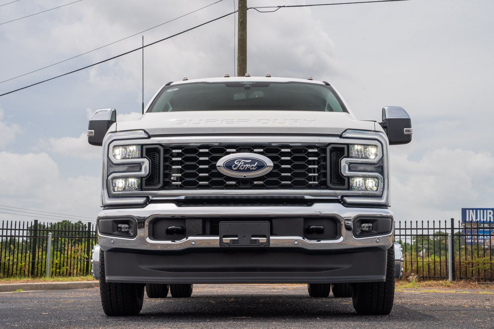 2026 Ford F-350SD Lariat DRW