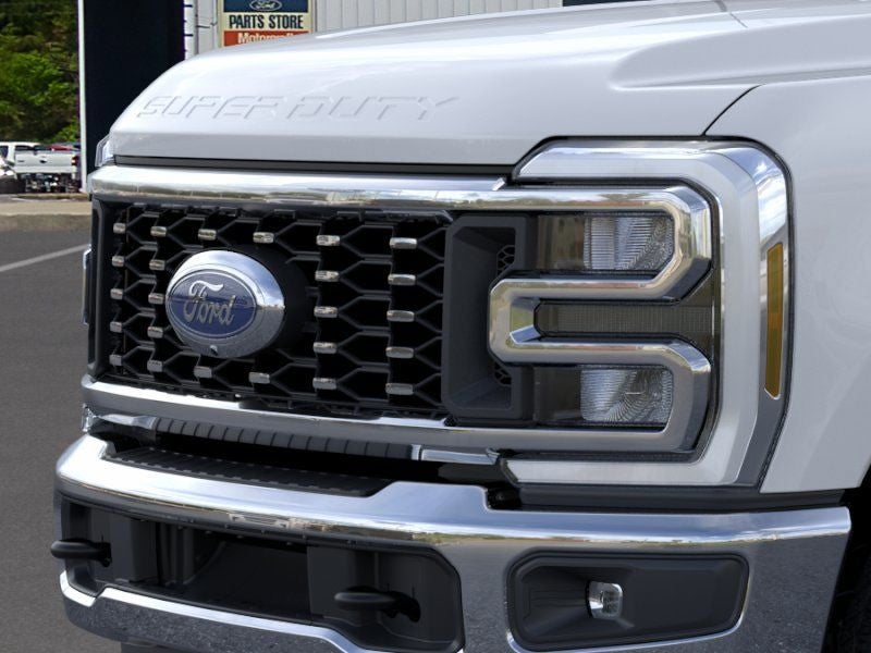 2026 Ford F-350SD Lariat DRW