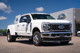 2026 Ford F-350SD Lariat DRW