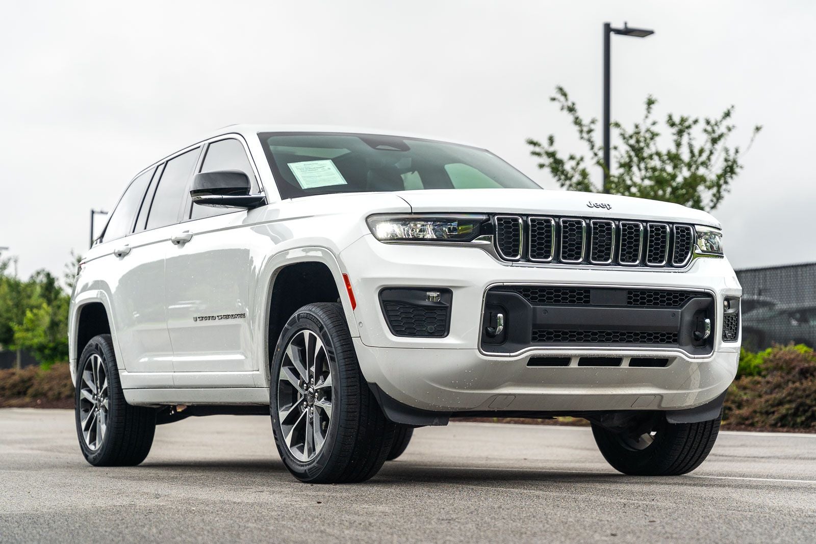 2022 Jeep Grand Cherokee Overland