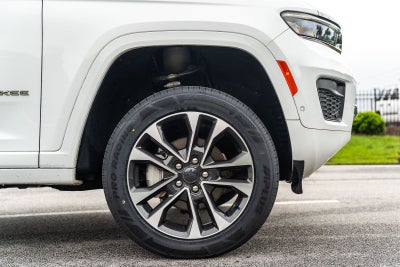 2022 Jeep Grand Cherokee Overland