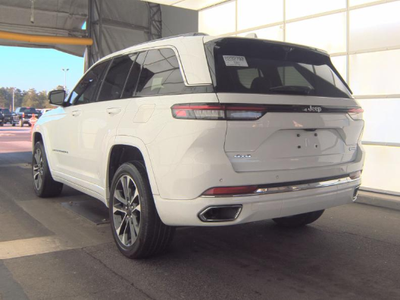 2022 Jeep Grand Cherokee Overland